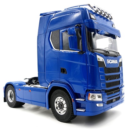 Sattelzugmaschinen FM-Professional