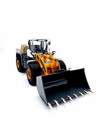 Hydraulischer Liebherr Radlader 1:14
