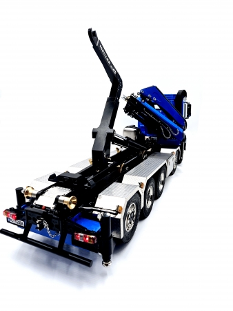 Mercedes-Benz Arocs 1:14 10x10 mit Ladekran