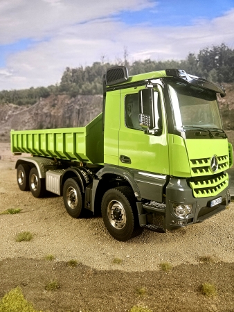 Preview: Mercedes-Benz Arocs 1:14 8x8 Abroller