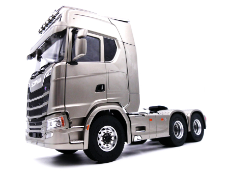 Preview: 6x6 Zugmaschine RTR 1:14 Bronze