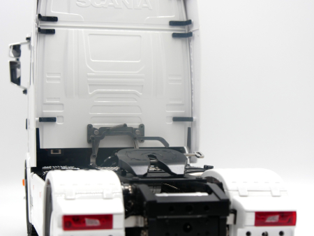 Preview: Scania 4x4 Zugmaschine RTR 1:14 weiß