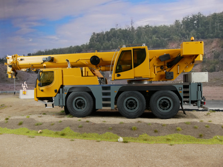 Mobilkran LTM1050 6X6 Maßstab 1:14