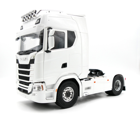 Preview: Scania 4x4 Zugmaschine RTR 1:14 weiß