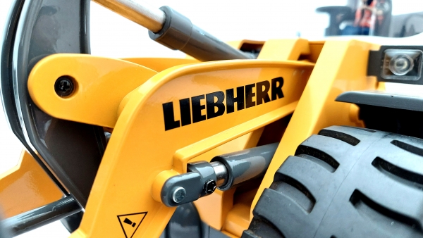FM L566-Pro | Liebherr Metall-Radlader