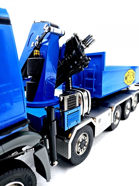 Mercedes-Benz Arocs 1:14 10x10 mit Ladekran