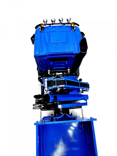 Mercedes-Benz Arocs 1:14 10x10 mit Ladekran