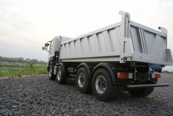 RC Lesu Racing 1:14 Hino 8x8 Kipper