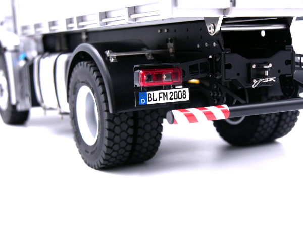 Messemodell 4x4 Metall LKW Kipper mit Mercedes-Benz Arocs elektrisch 1:14