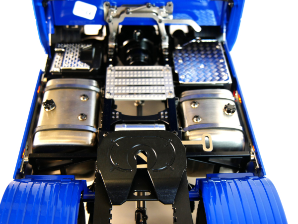 Scania 4x4 Zugmaschine RTR 1:14 blau