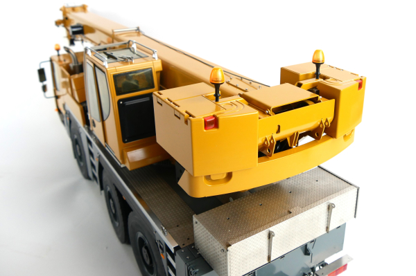 Mobilkran LTM1050 6X6 Maßstab 1:14
