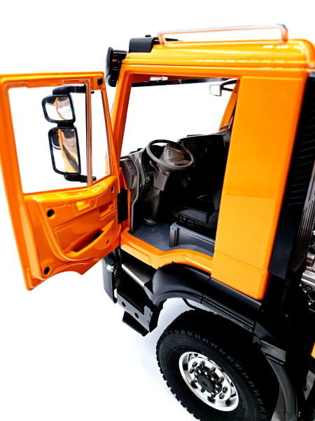 4x4 Hydraulikkipper mit Iveco Trakker Kabine